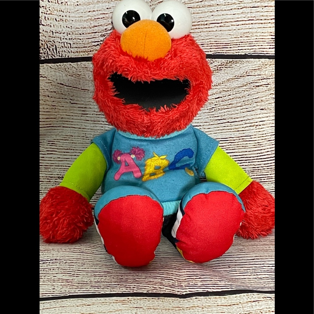 Playskool Sesame Street Singing ABC's  Elmo